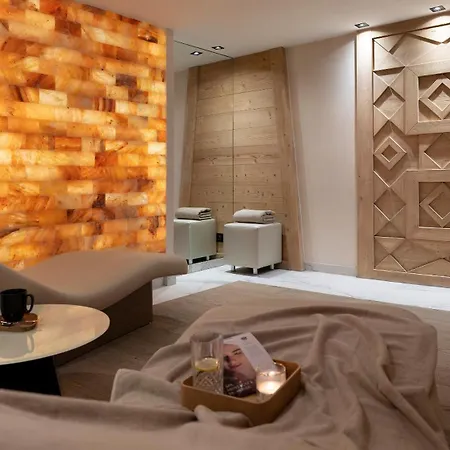 Mgm & Residences - Akoya